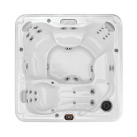 Peyton® Hot Tub in St. Louis
